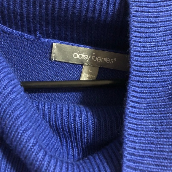 Blouse - Picture 2 of 3